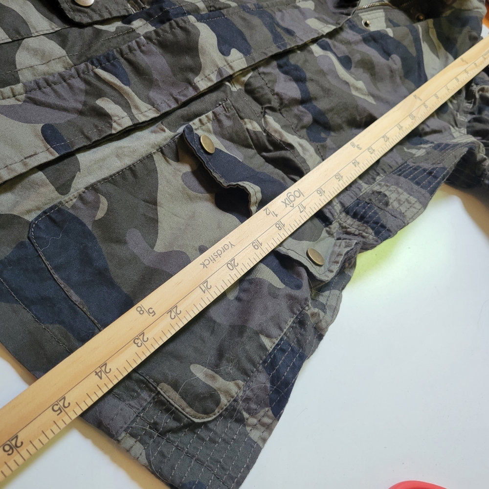 M CINCH WAIST LIGHTWEIGHT GREEN BLACK CAMO JACKET MULTI POCKETS LOVE TREE MEDIUM - Picture 3 of 7